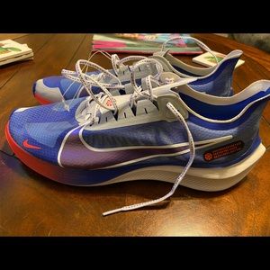 Nike Zoom Gravity Miami Mens running shoes 13